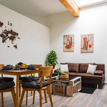 Messe-Appartement 3, Zu Fuss In 5 Minuten An Der Messe Friedrichshafen شقة فريدريشسهافن